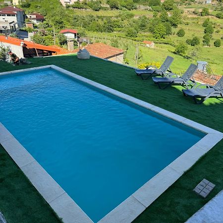バイアン Casa Do Patio - Ferias No Douroヴィラ エクステリア 写真