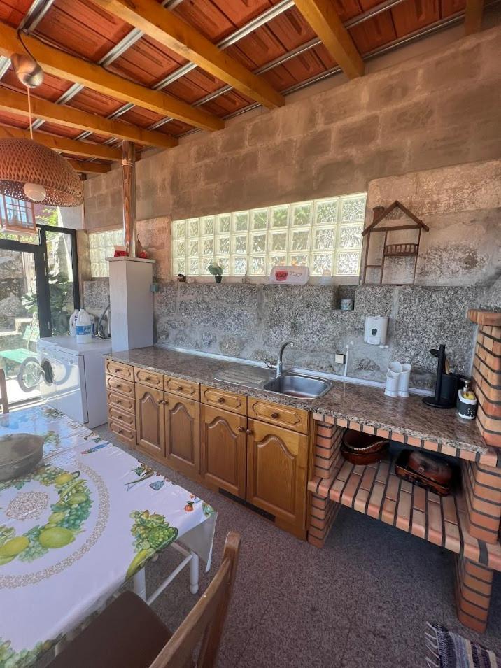 バイアン Casa Do Patio - Ferias No Douroヴィラ エクステリア 写真